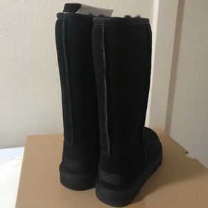 UGG Classic tall II sheepskin boots